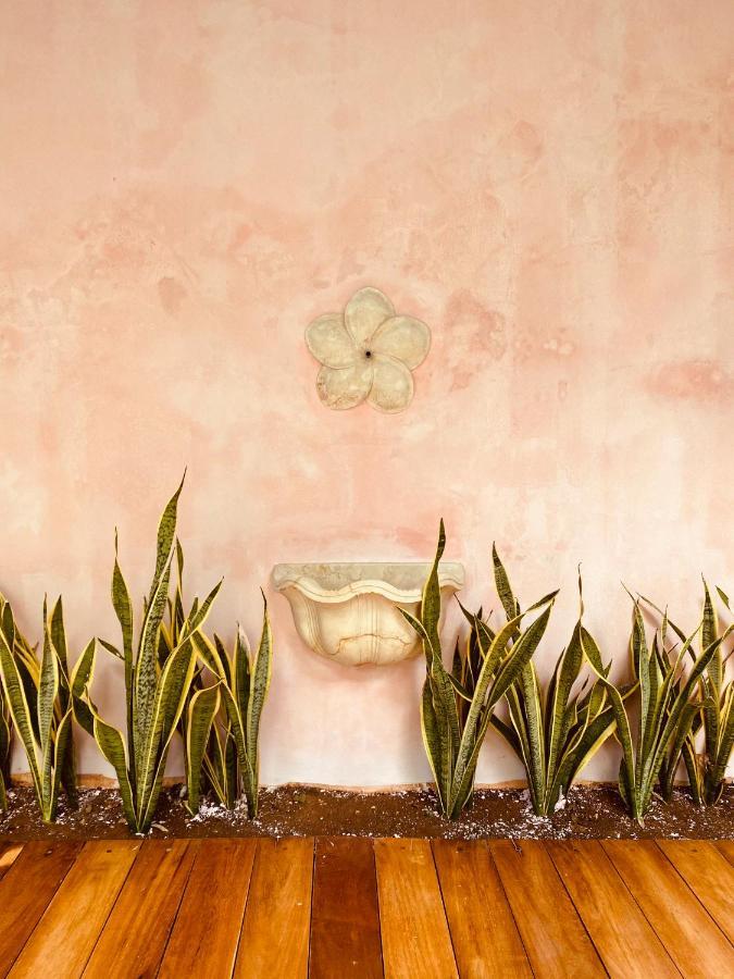Casa Nicté, hospédate en una casa del siglo XVIII Campeche Esterno foto